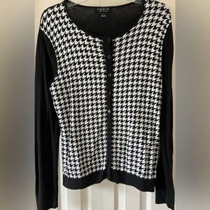 August Silk Houndstooth Sweater